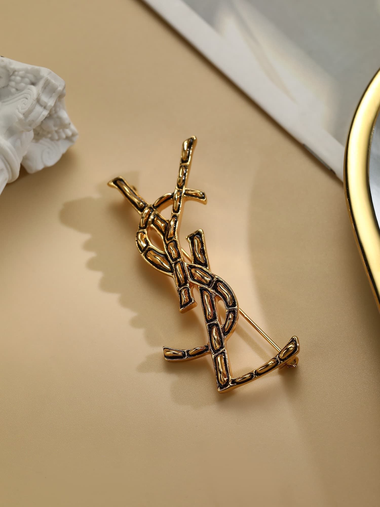 ysl-brooch_23_3.jpg