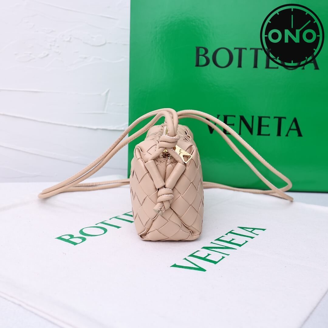 bottega_veneta_women_171_2.jpg