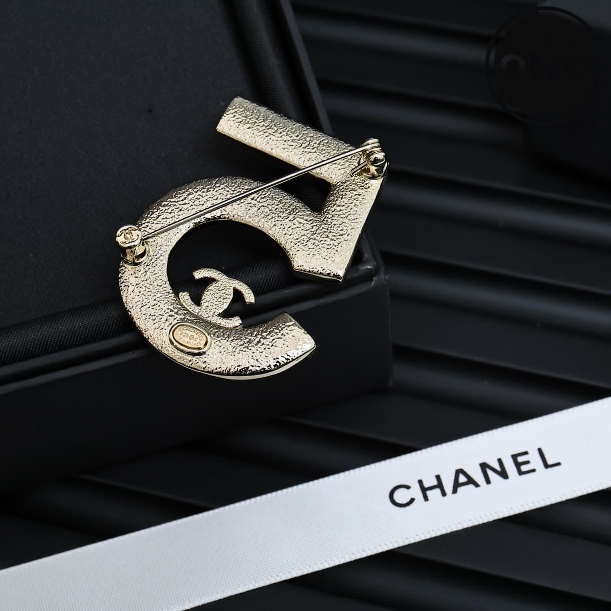 chanel-brooch_13_5.jpg