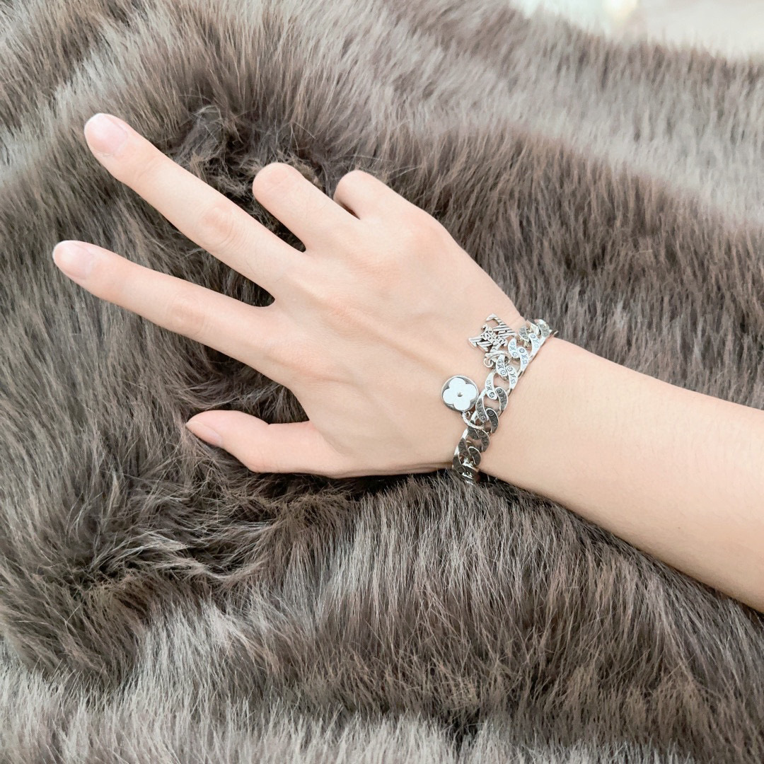 lv-bracelet_9_6.jpg