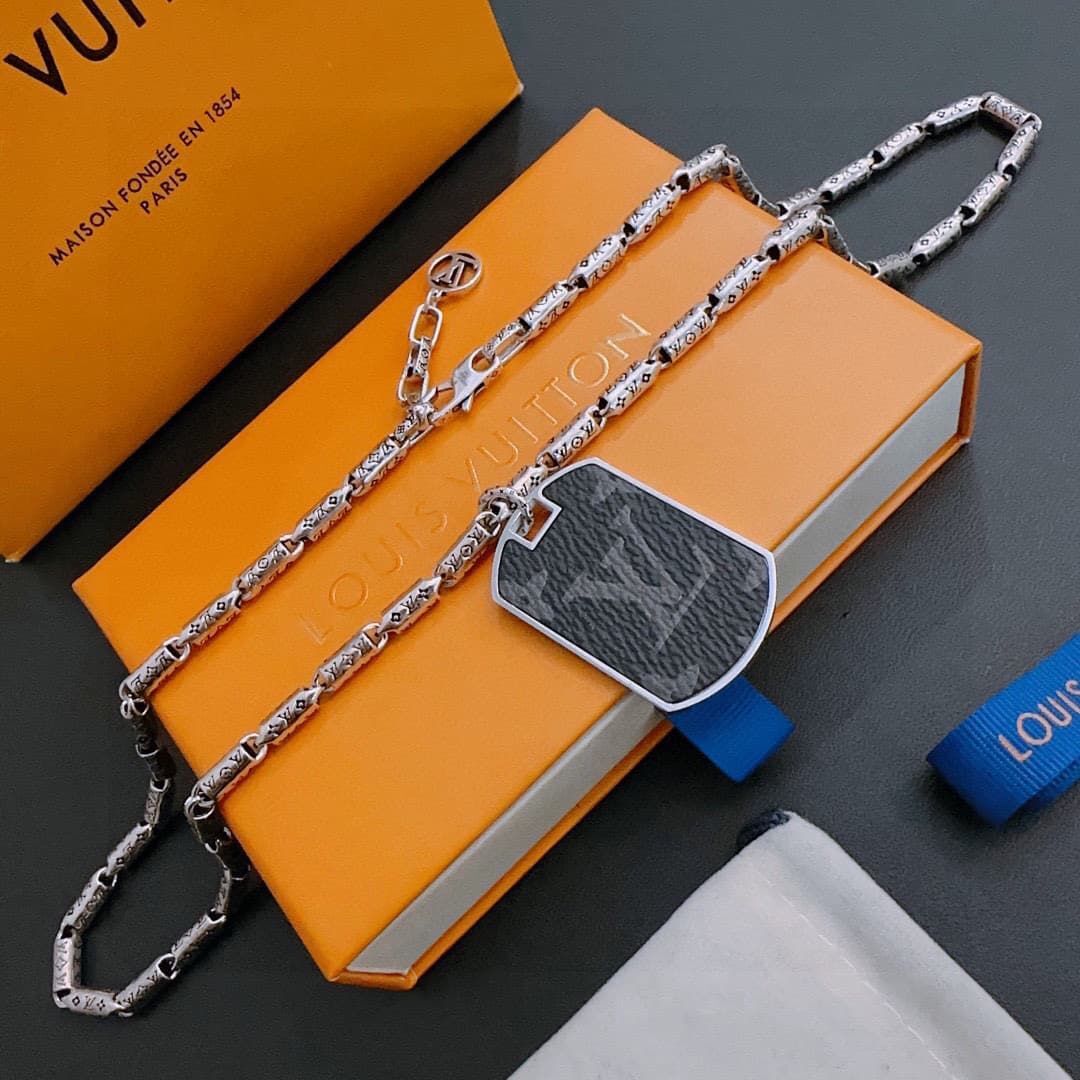 lv-necklace_51_7.jpg