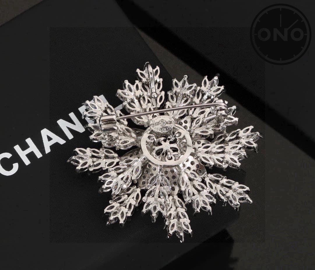 chanel-brooch_12_5.jpg