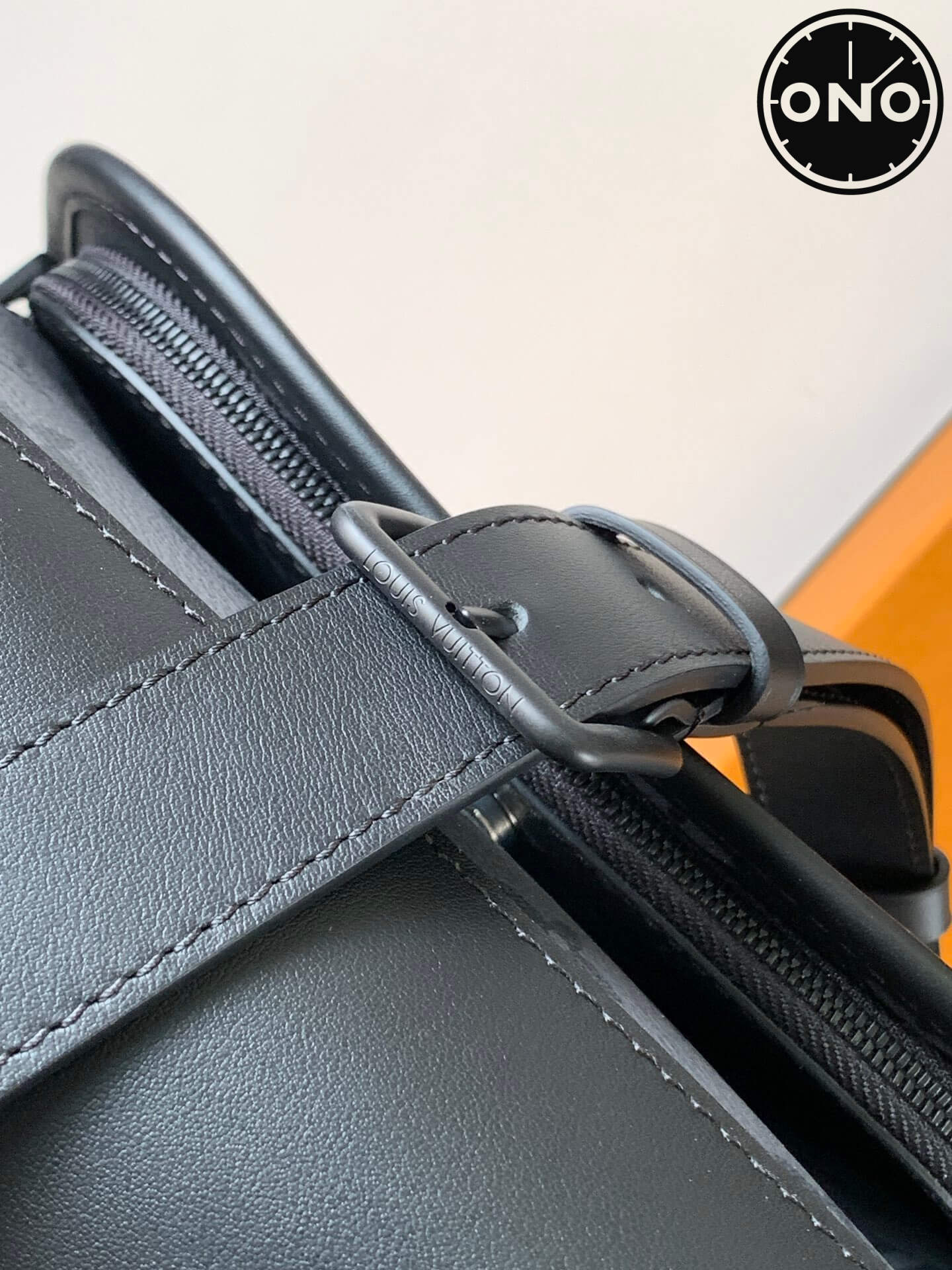 lv_men_8_6.jpg