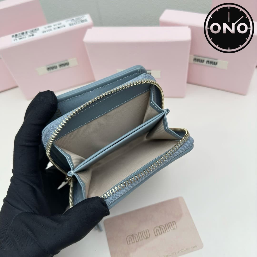 miumiu_wallet_3_7.jpg