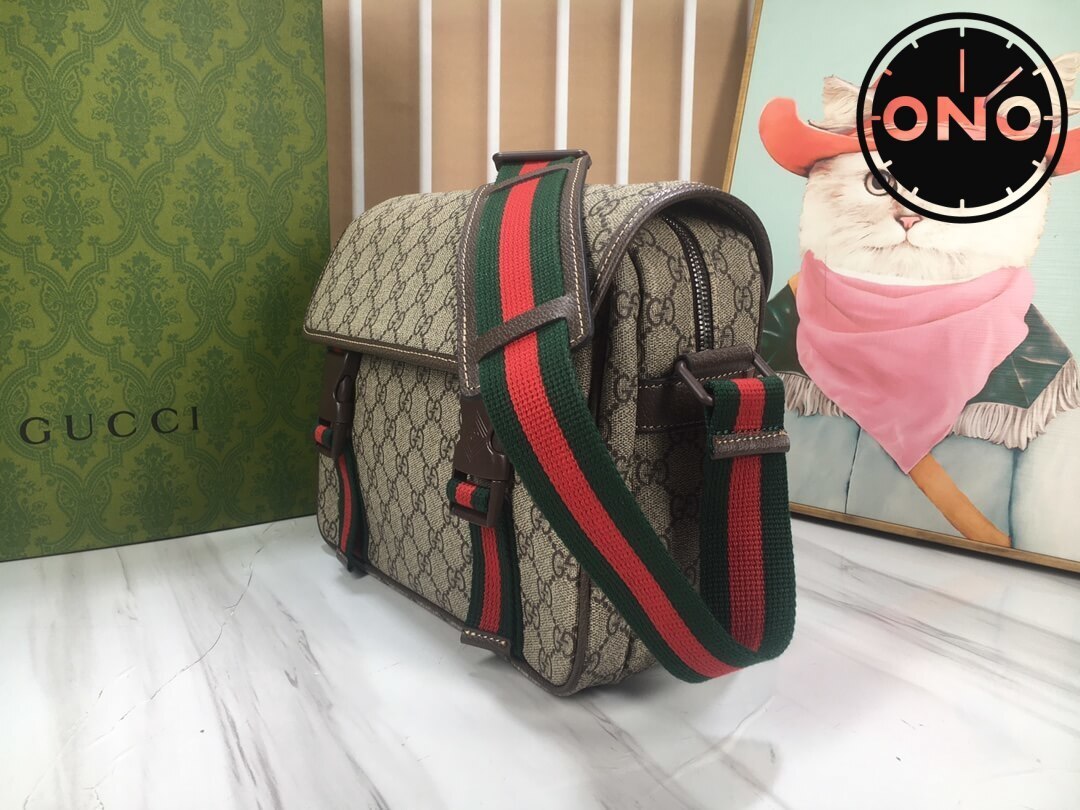 gucci_women_35_2.jpg
