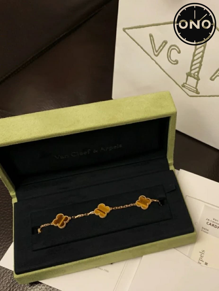 vca-bracelet_75_6.jpg