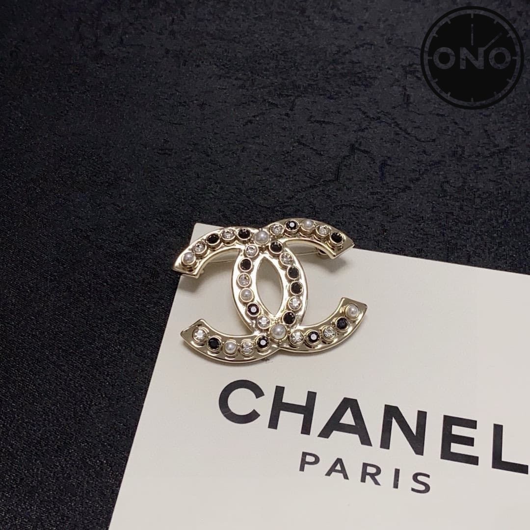 chanel-brooch_2_2.jpg