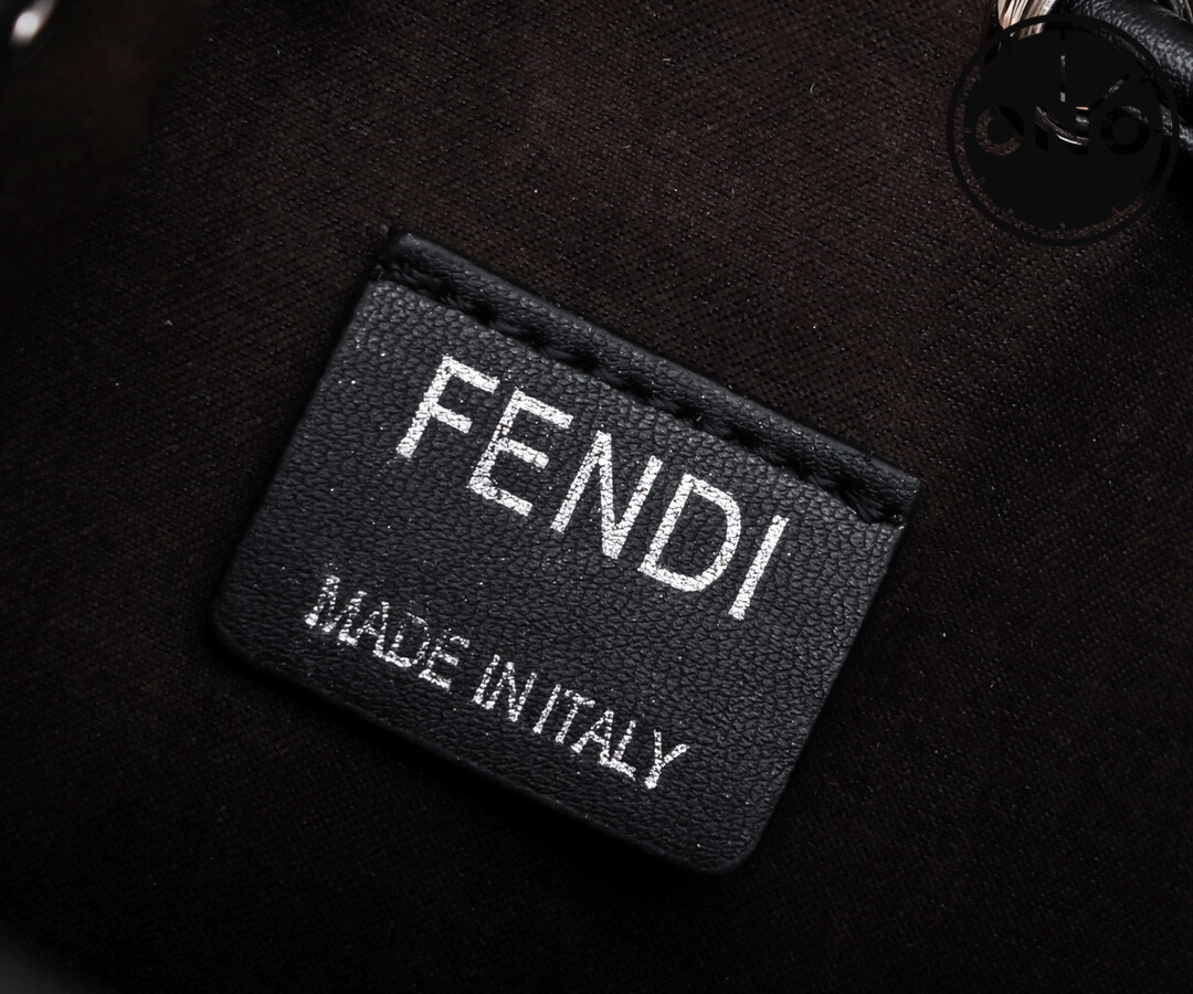 fendi_women_66_7.jpg