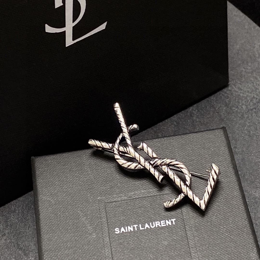 ysl-brooch_22_5.jpg
