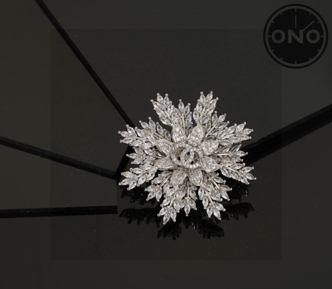 chanel-brooch_20_1.jpg