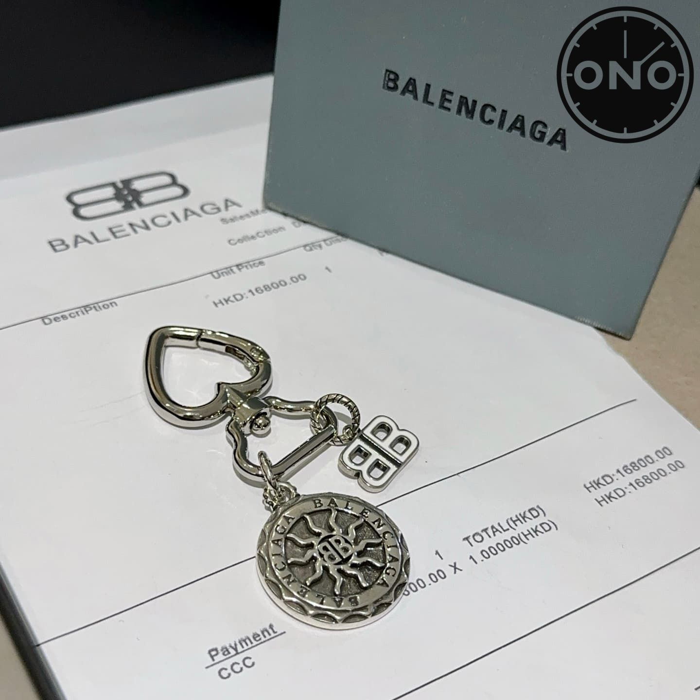 balenciaga-clasp_16_5.jpg