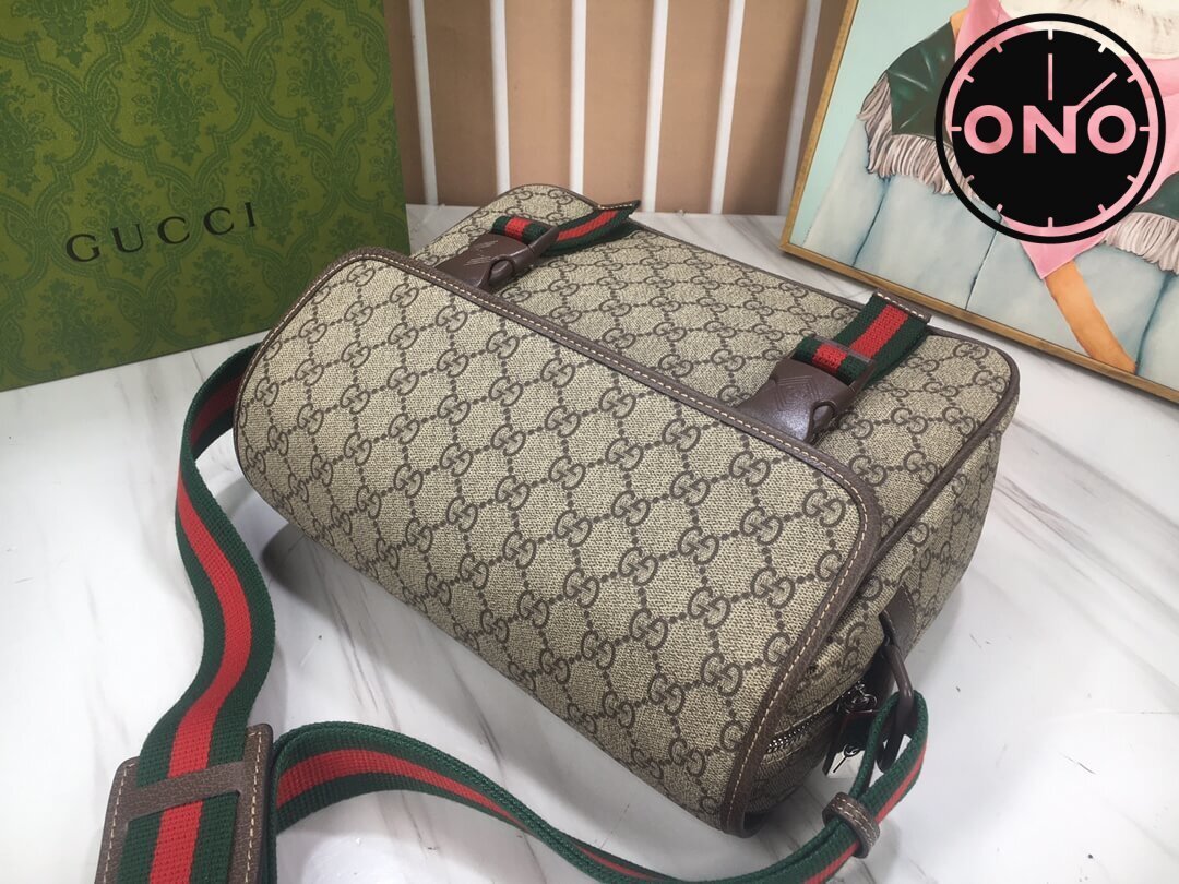 gucci_women_35_4.jpg