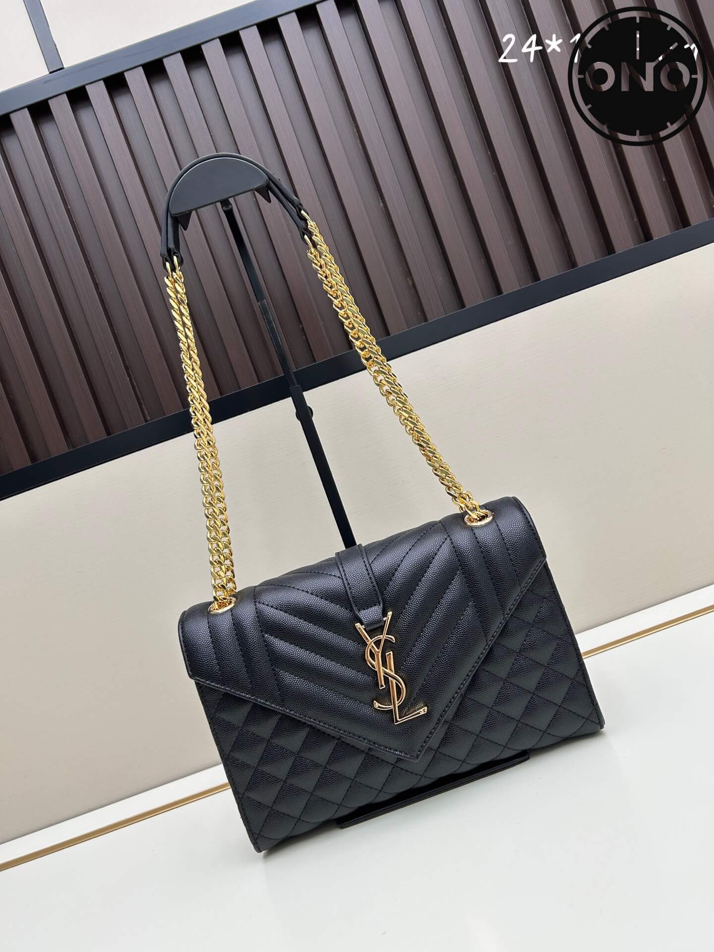 ysl_women_24_3.jpg