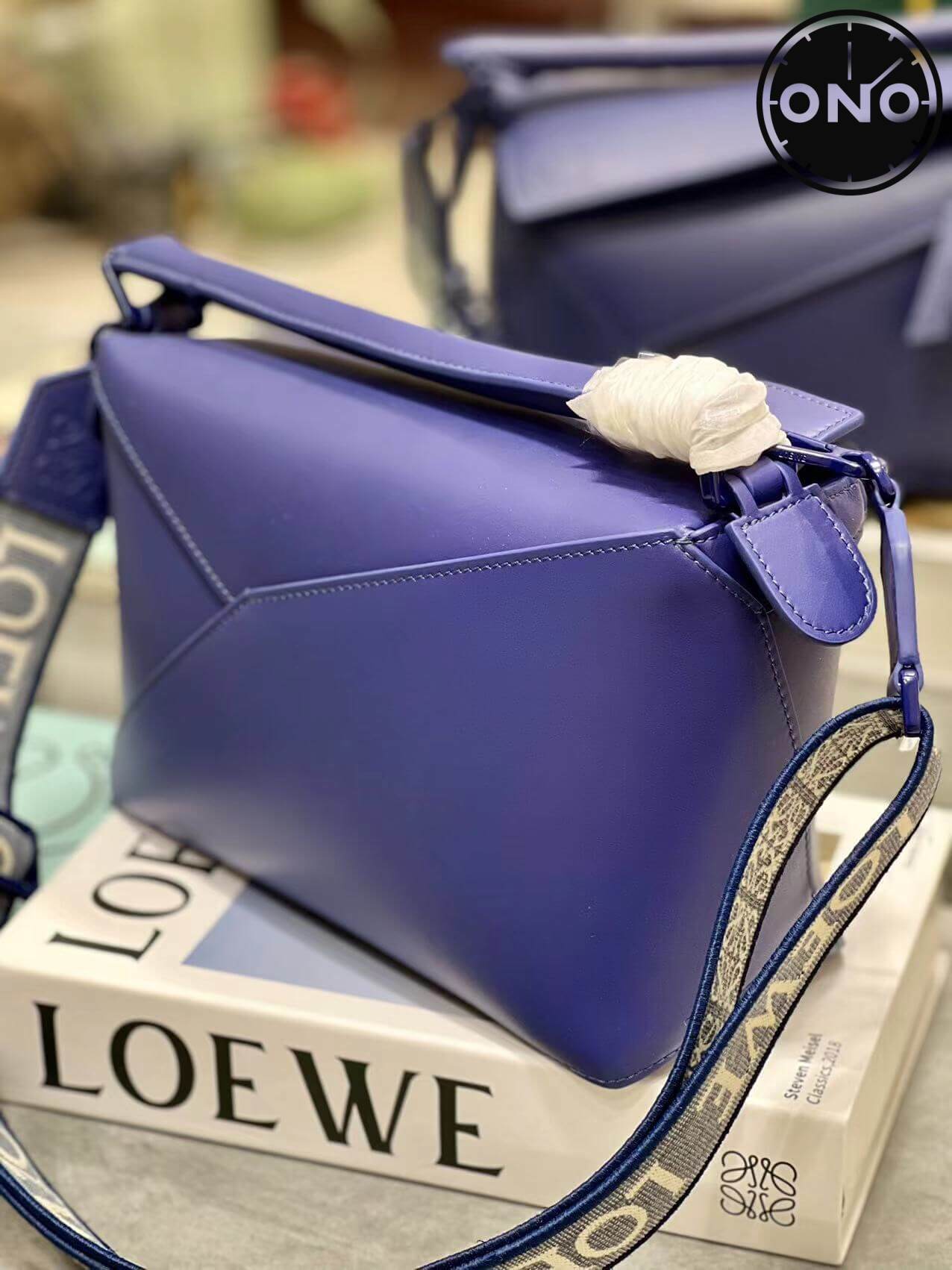 loewe_women_40_4.jpg