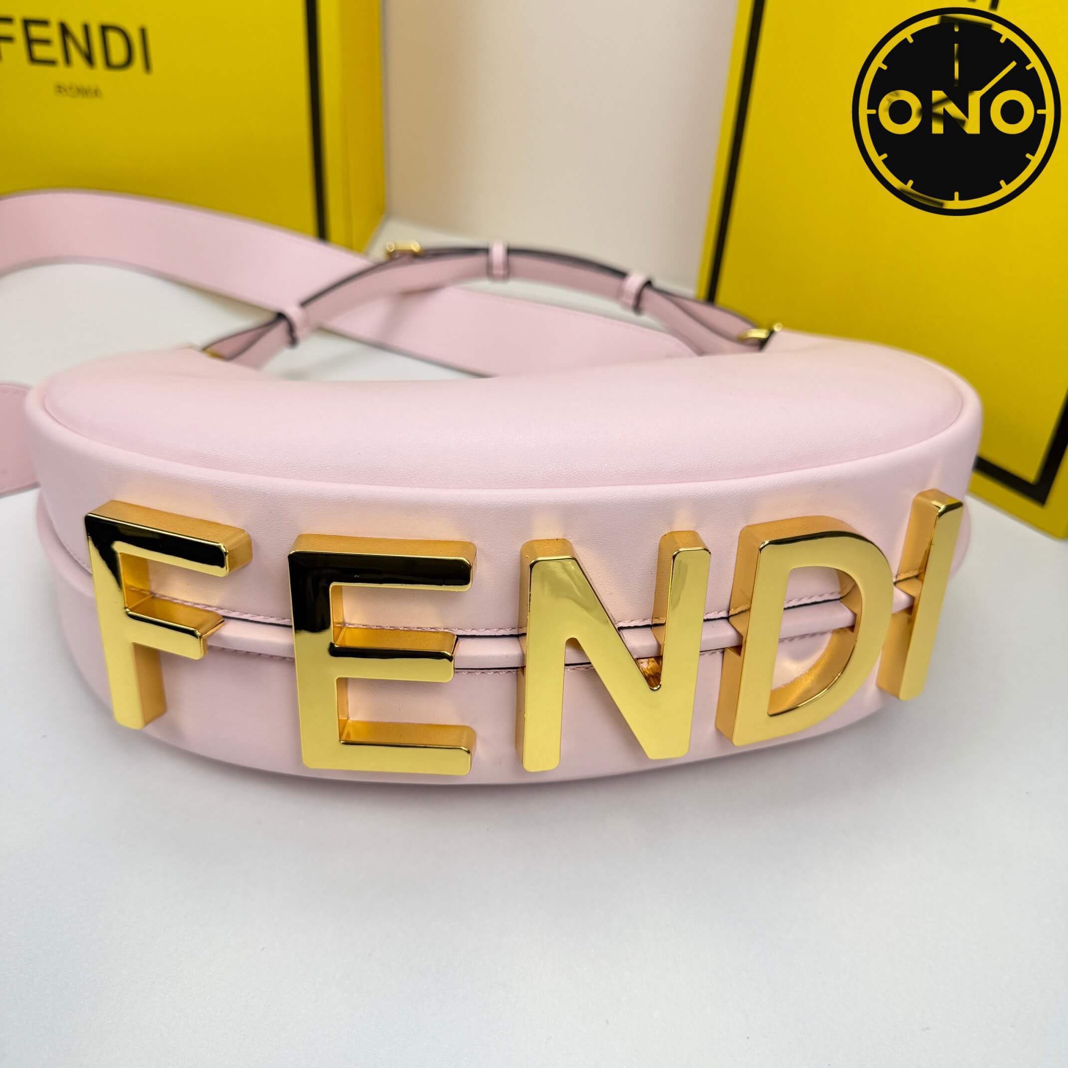 fendi_women_9_3.jpg