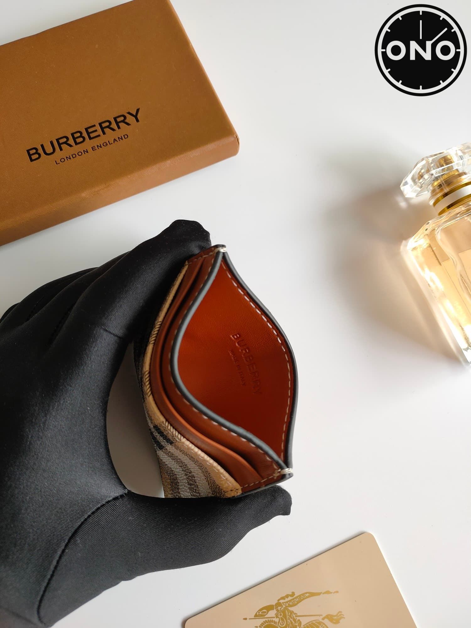 burberry-wallet_17_4.jpg
