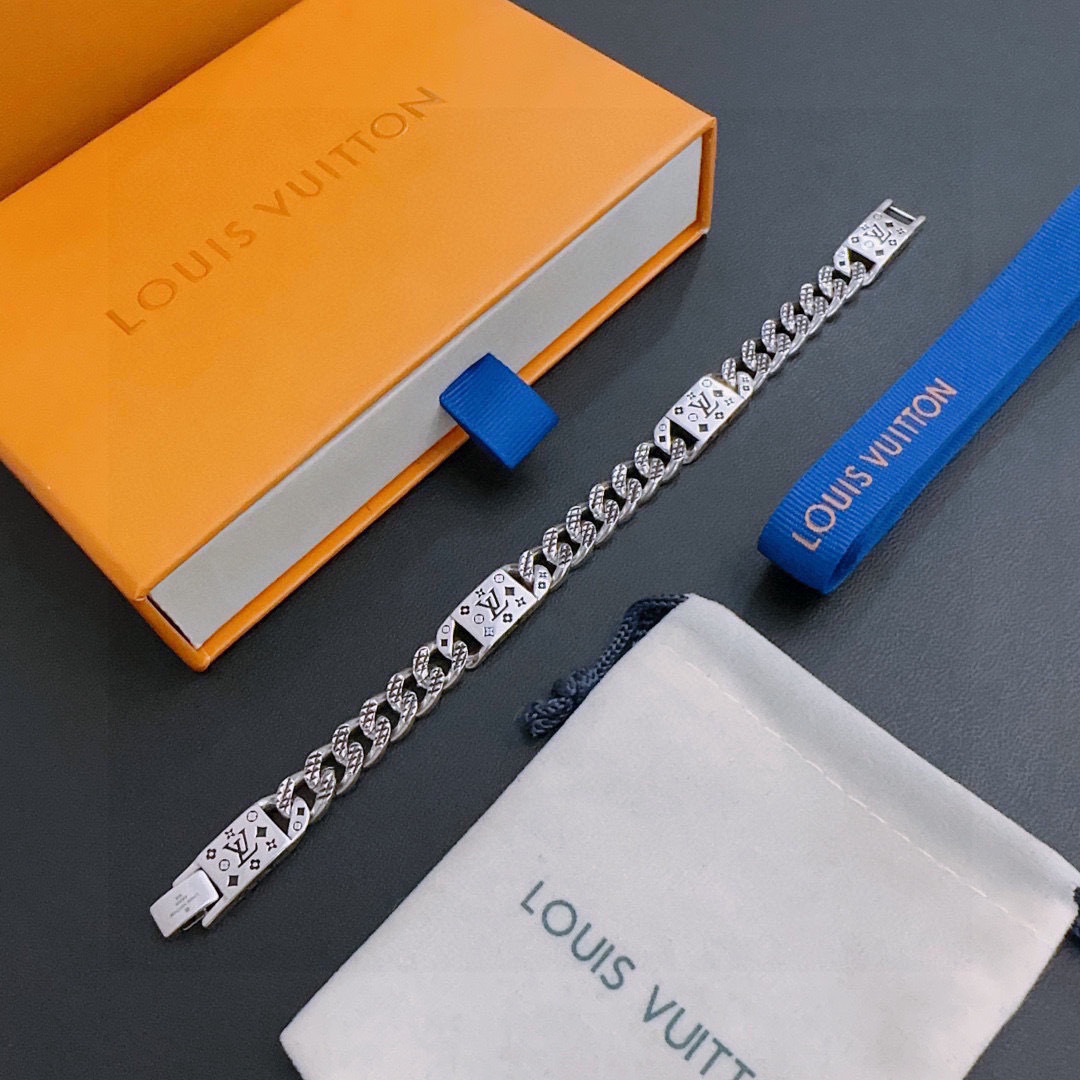 lv-bracelet_30_4.jpg