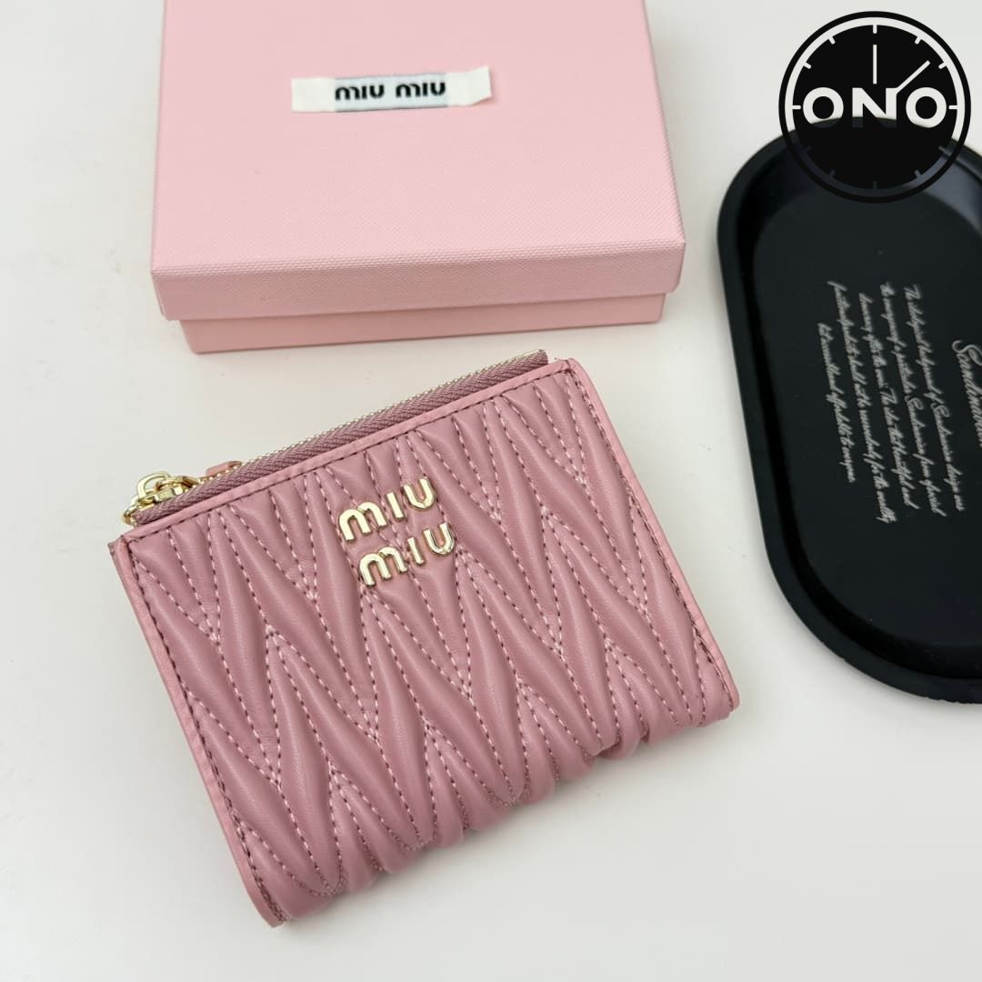 miumiu_wallet_22_1.jpg