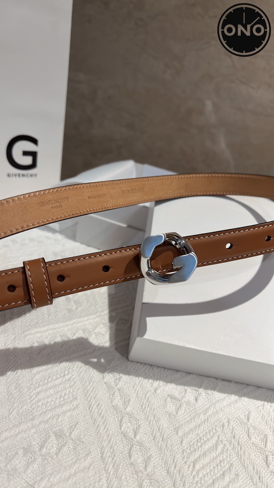 givenchy_belt_90_1.jpg
