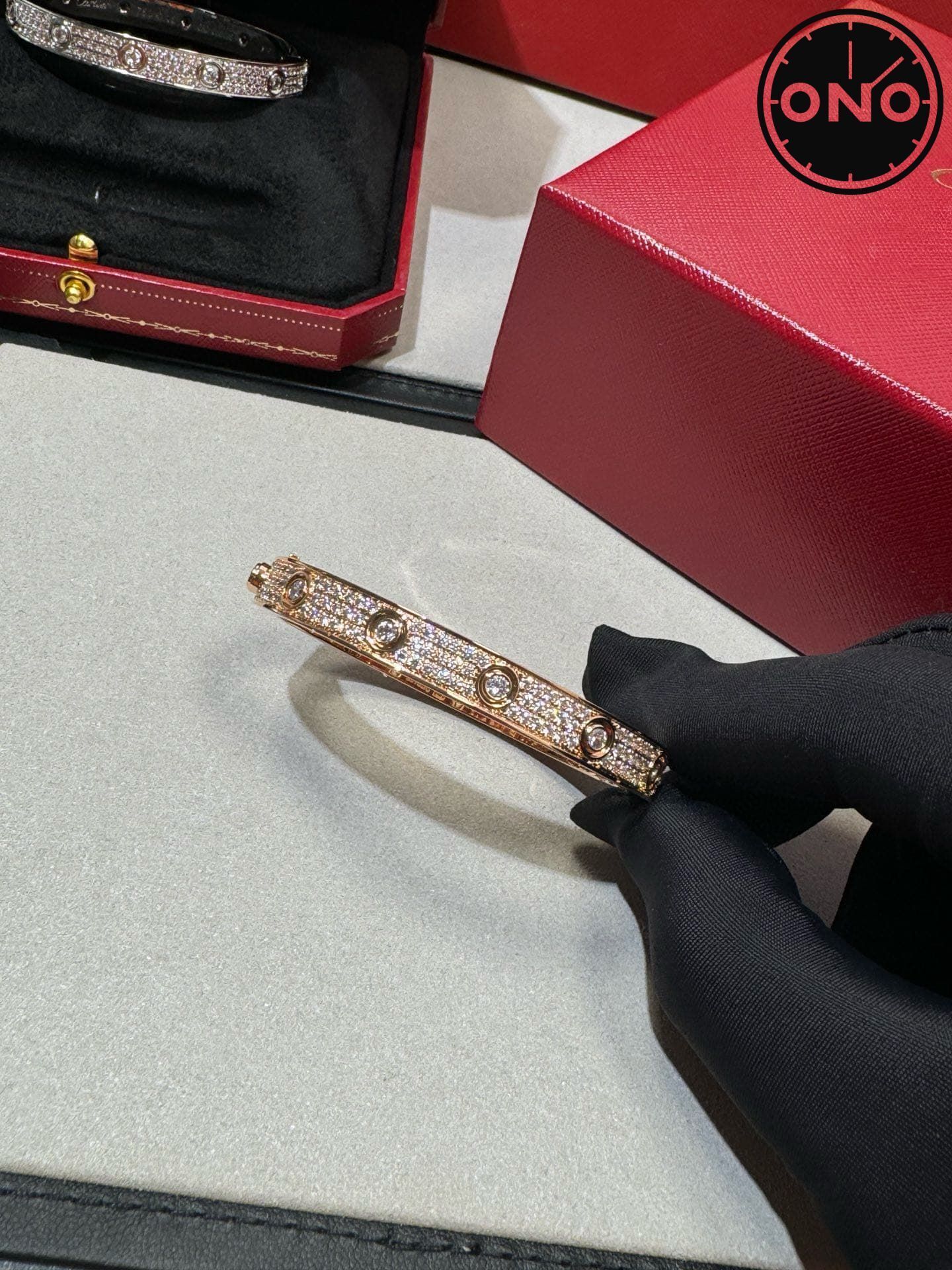 cartier-bracelet_56_8.jpg