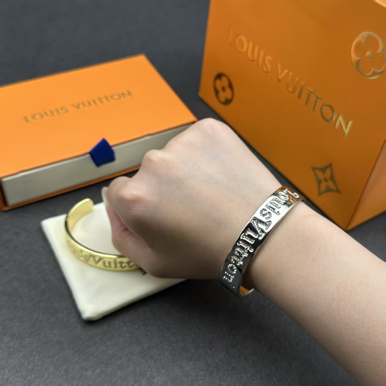 lv-bracelet_51_4.jpg