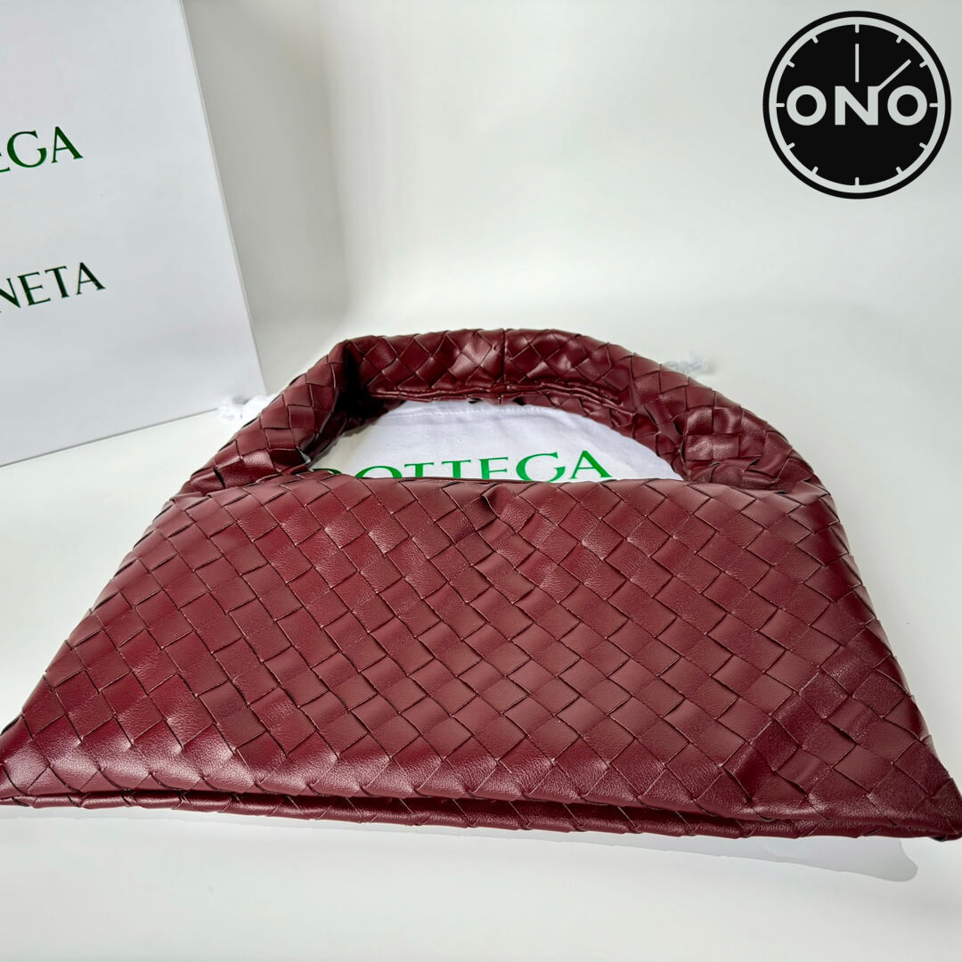 bottega_veneta_women_152_2.jpg