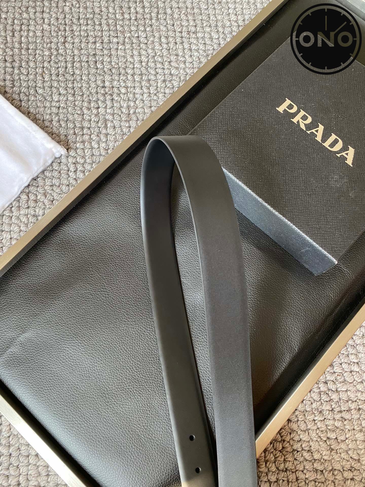 prada_belt_92_3.jpg