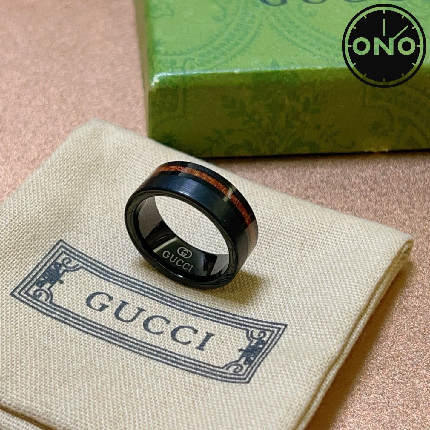 gucci-ring_7_6.jpg