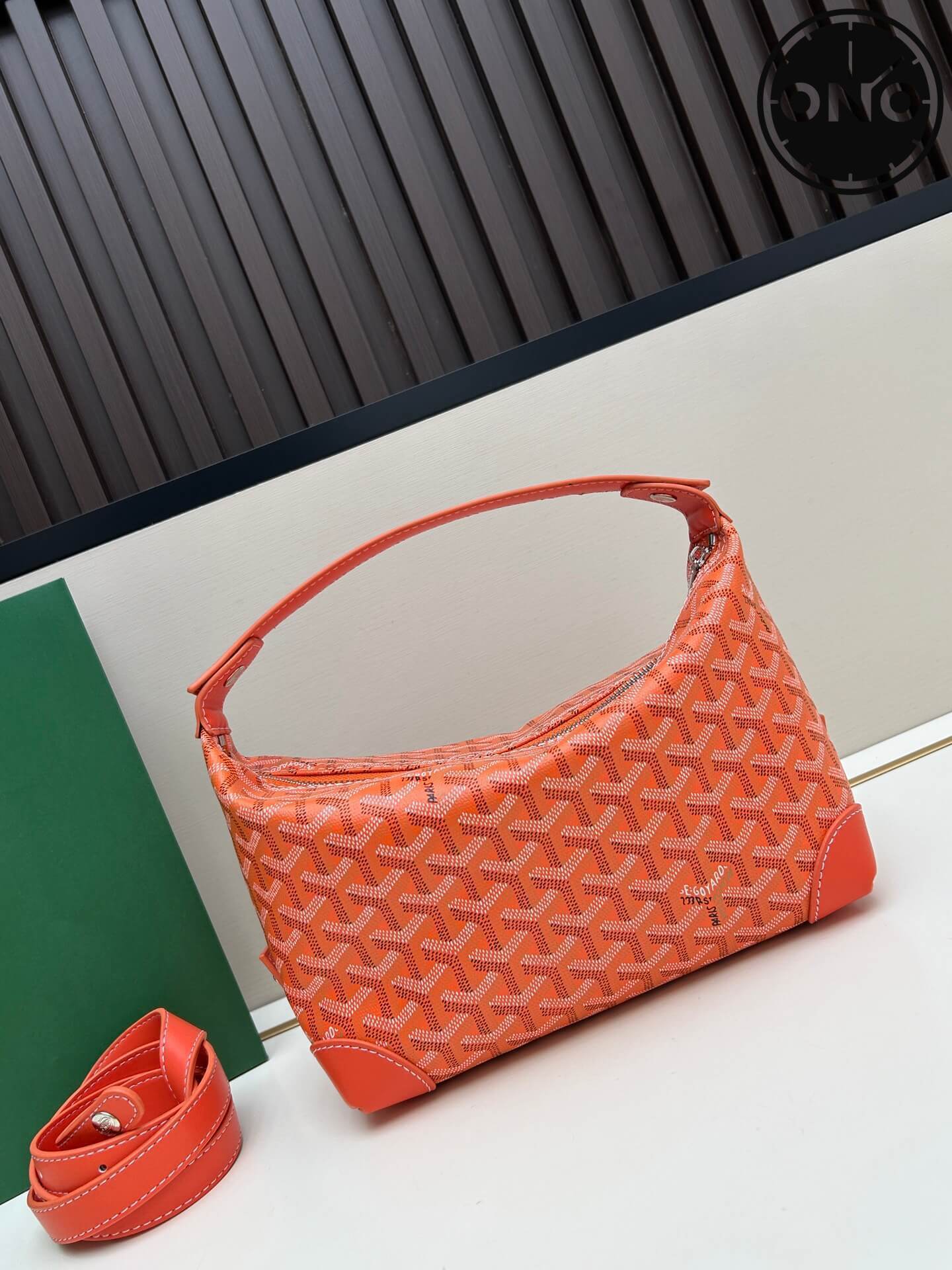 goyard_women_5_2.jpg