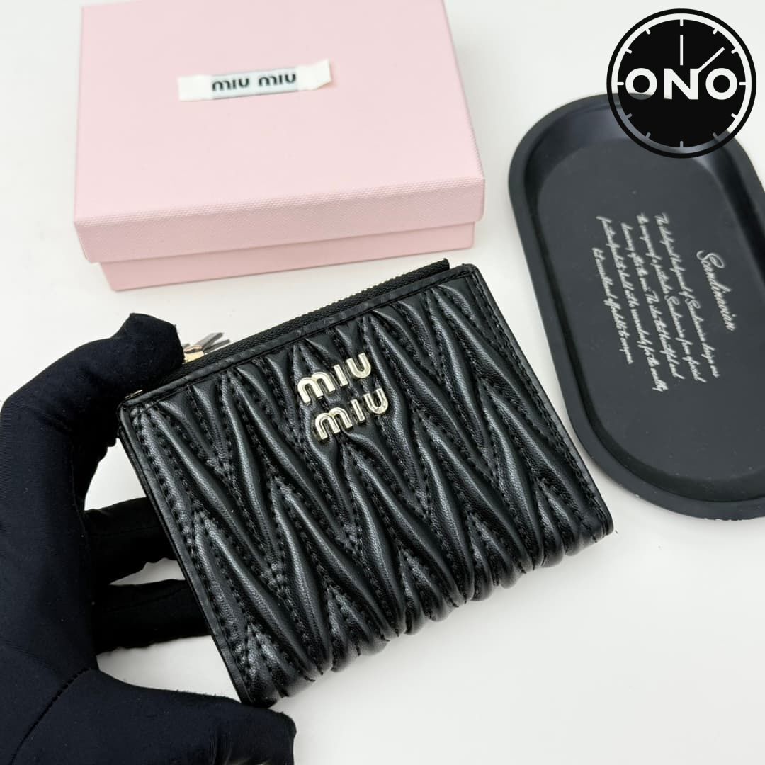 miumiu_wallet_36_3.jpg