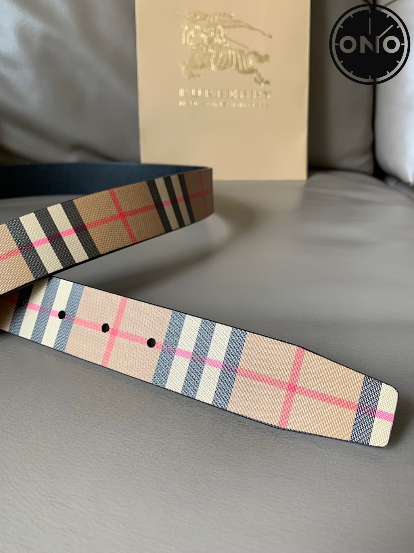 burberry_belt_64_2.jpg