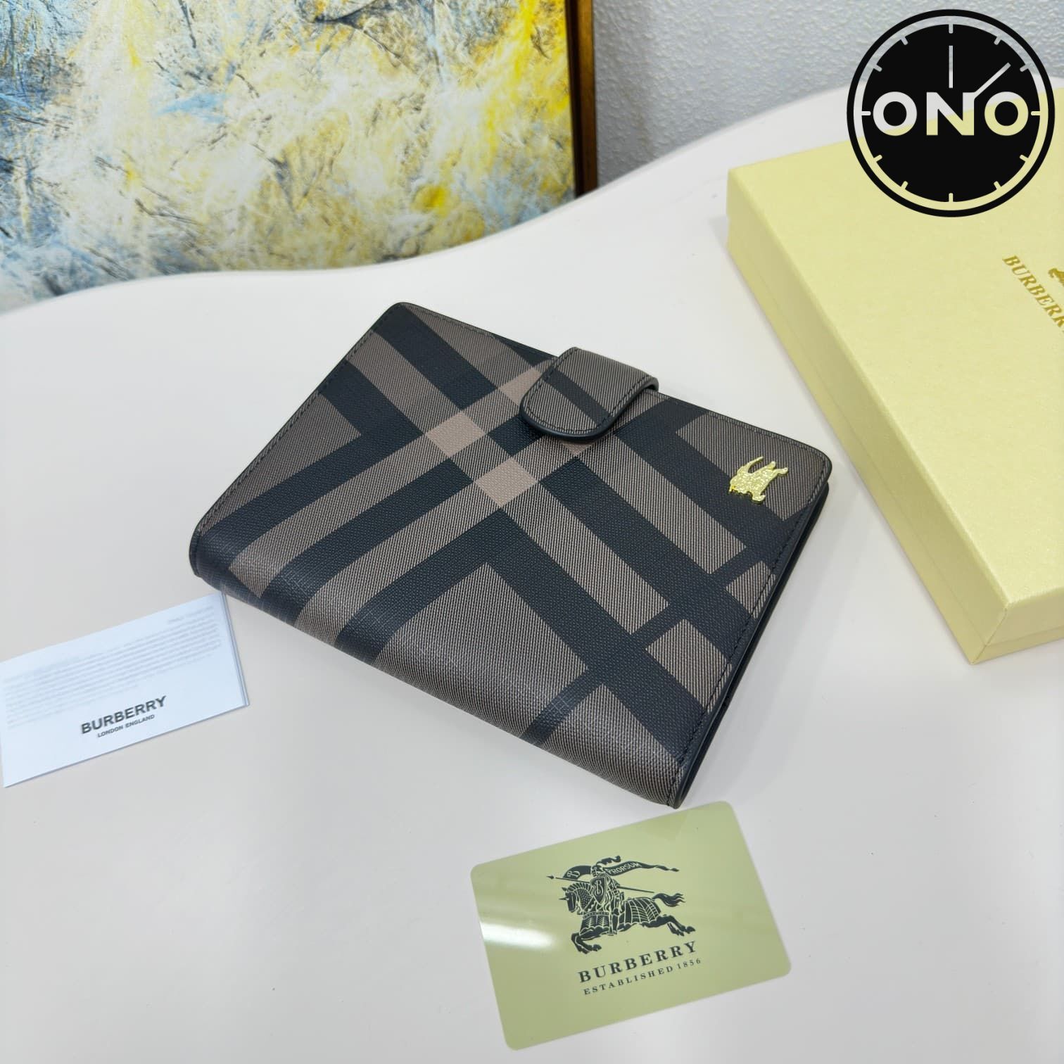 burberry-wallet_21_1.jpg