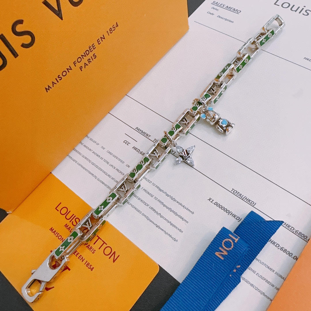 lv-bracelet_49_2.jpg