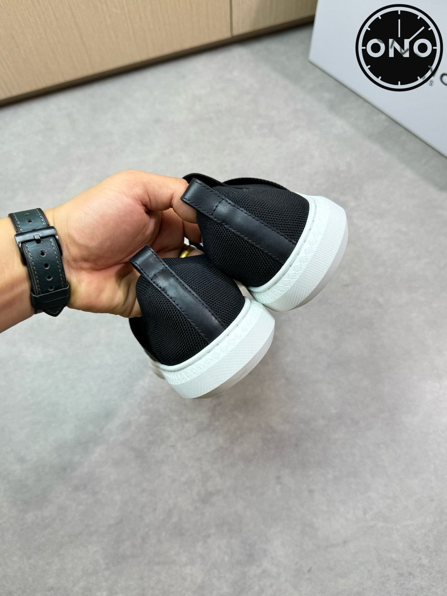 givenchy-casual-shoes_4_7.jpg