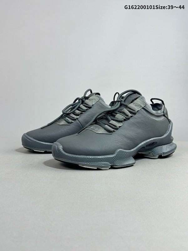 22039-44 公司级ECCO爱步 透气网纱拼接 采用ECCO家族工艺 Boost 缓震爆米花大底 防滑TPU设计