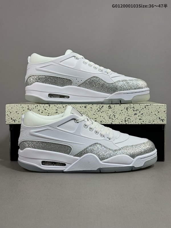 20036-47.5半 Air Jordan 4 RM 低帮 满天星 AJ4 乔丹4代 aj4 乔4 满天星 乔丹篮球鞋系列 货号HQ3441-111