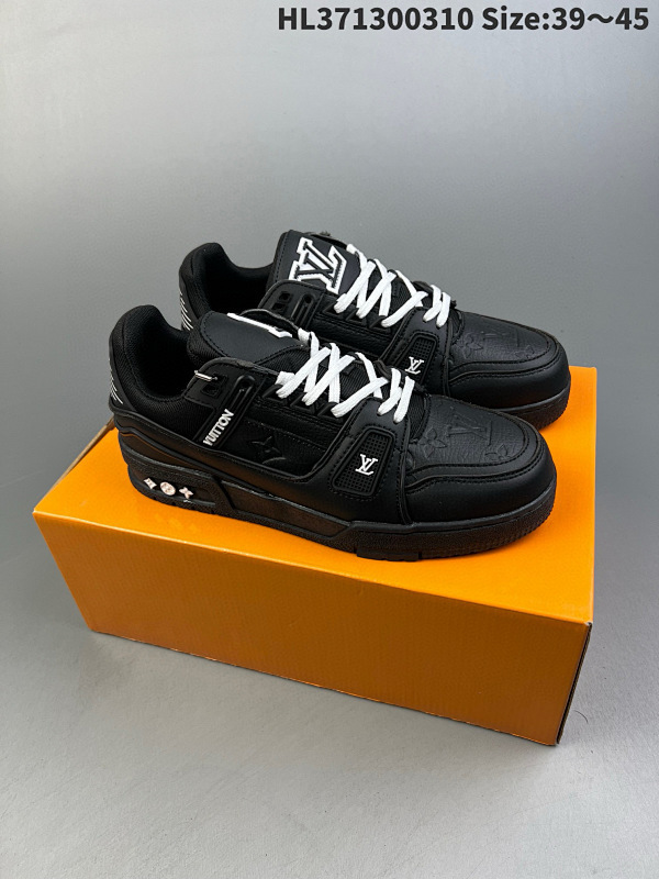 130 全新LV路易威登Louis Vuitton Trainer Sneaker Low休闲运动文化百搭板鞋  编码 HL371300310