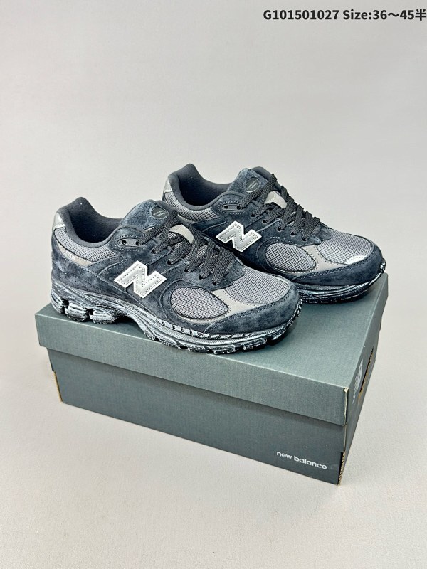 New Balance 2002R 复古单品 新百伦经典配色 沿袭了面世之初的经典科技货号W2002RBV