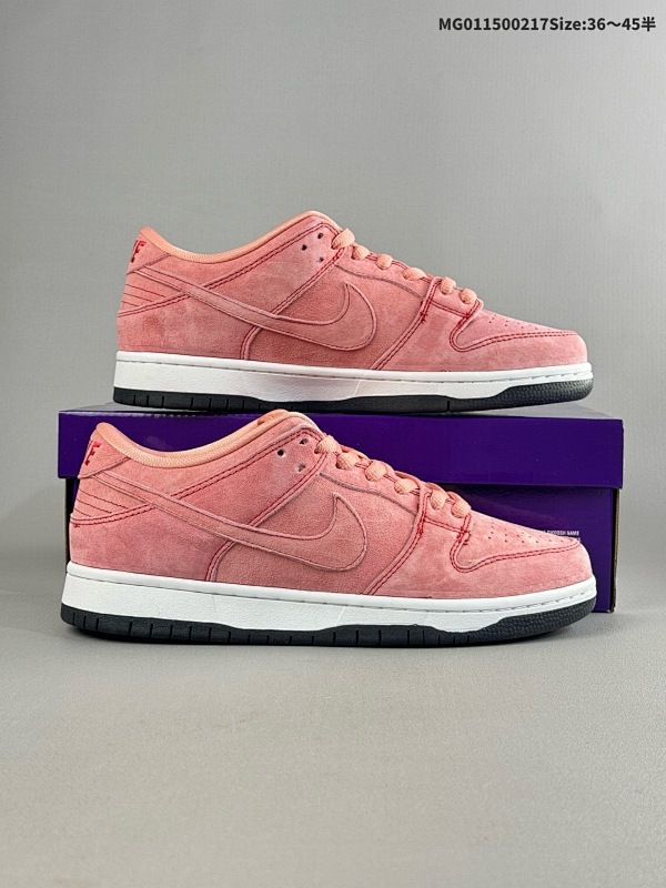 15036-45半   Nike SB Dunk Low Pro  PRM "Pink Pig" 耐克 SB 低帮 粉猪 货号CV1655-600