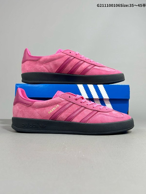 11035.5-45半  adidas originals GAZELLE  复古舒适 低帮 板鞋 男女同款 粉色  简约大方的造型设计货号JI2585