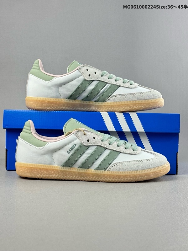 10036-45半集合 Adidas/阿迪达斯 男女鞋真标半码制升级原楦原纸版数据开发采用长毛翻毛皮组合牛津布鞋面材质