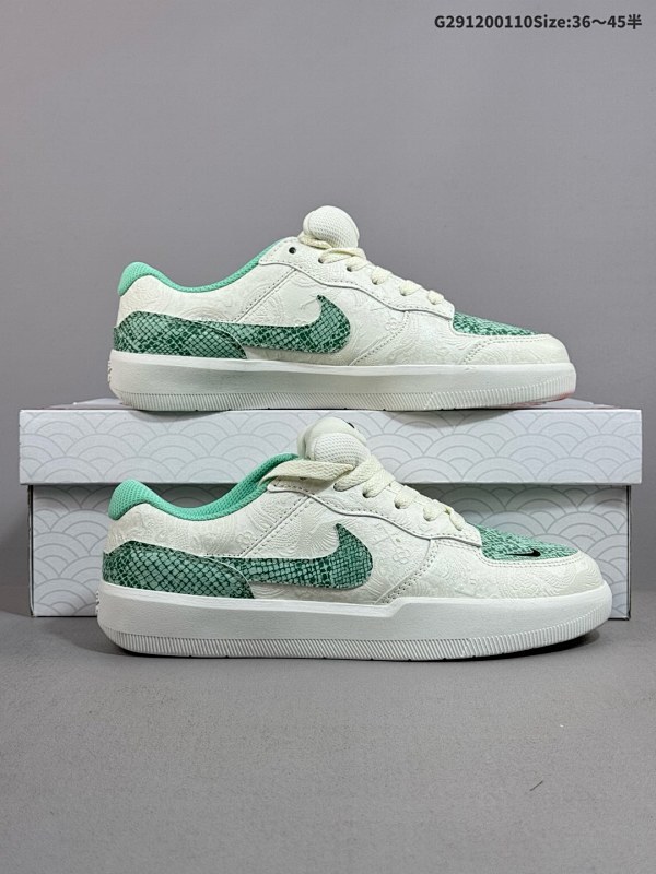 12036-45半 耐克Nike SB Force 58是一款将前沿创新带入街头的单品蛇年它具有硫化杯底货号CZ2959-301