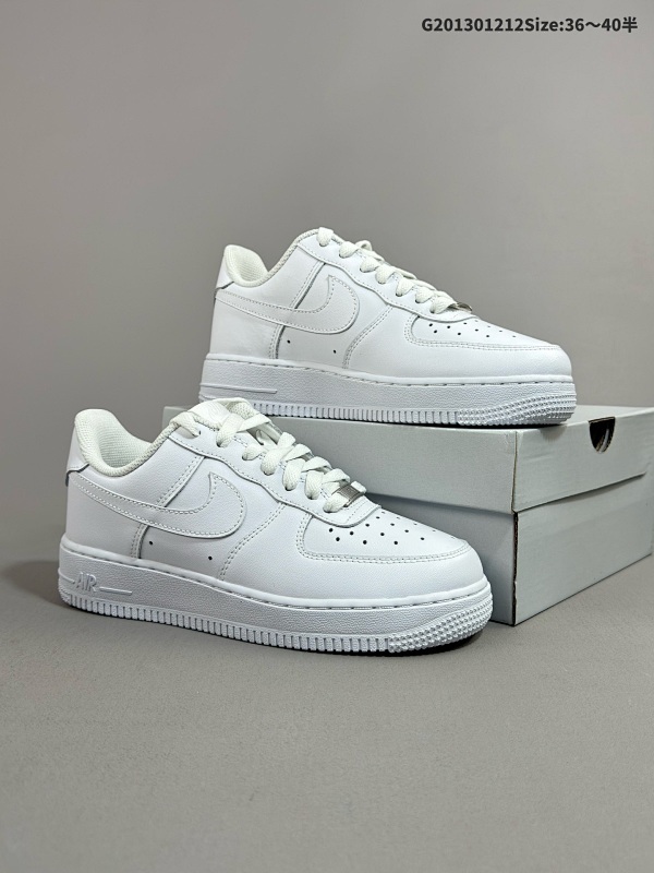 13036-40半 耐克Nike Air Force 1 Low  空军一号低帮百搭休闲运动板鞋货号DD8959-100