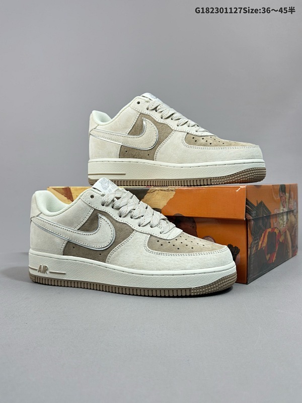 23036-45半 耐克Nike AIR FORCE 107 空军一号低帮百搭休闲运动板鞋柔软弹性十足的缓震性能和出色的中底设计横跨复古与现代的外型结合