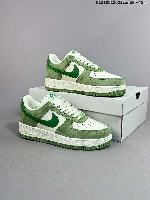 18036-45半 NIKE AIR FORCE 1'07 原楦头原纸板 打造纯正低帮空军版型 专注外贸渠道 全掌内置蜂窝气垫  原盒配件 原厂中底钢印拉帮完美  货号:FF7795-111