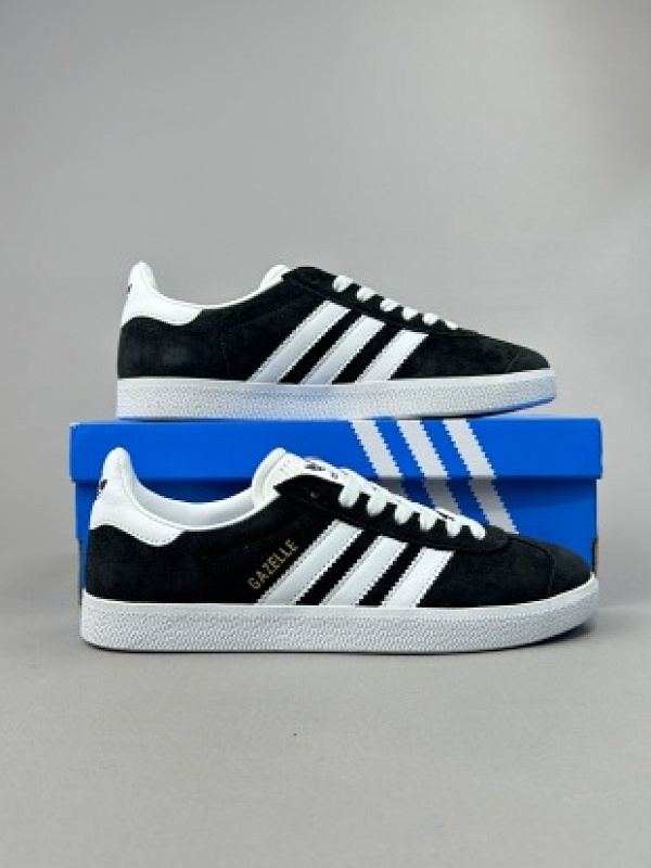 adidas Originals Gazelle 85 三叶草休闲防滑耐磨低帮板鞋 鞋头出色设计 塑就出众贴合感官方货号:BB5476