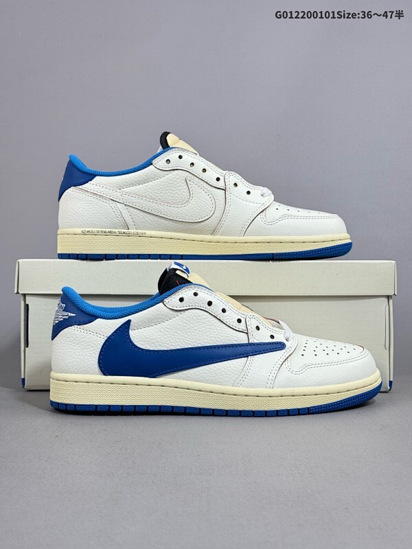 22036-47.5半 Travis Scott x Air Jordan 1 Low OG 低帮 白蓝倒勾联名货号DM7866-104