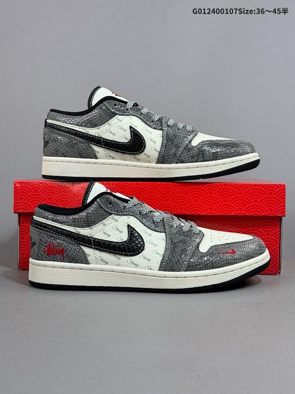 24036-45半 定制球鞋 Stussy x Air Jordan 1 Low 斯图西 x 乔丹 低帮 灰白黑蛇纹货号FC1688-202