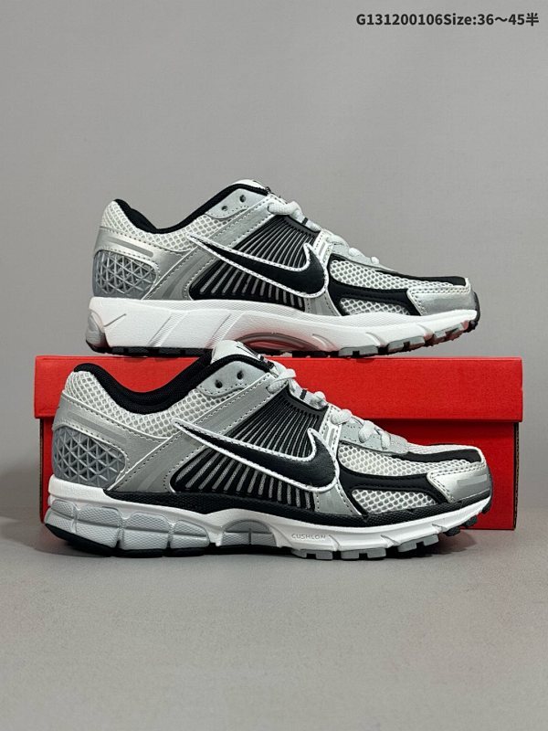 12036-45半 真标耐克Nike Zoom Vomero 5 马拉松复古跑五代休闲运动慢跑鞋 货号:FJ4151-004