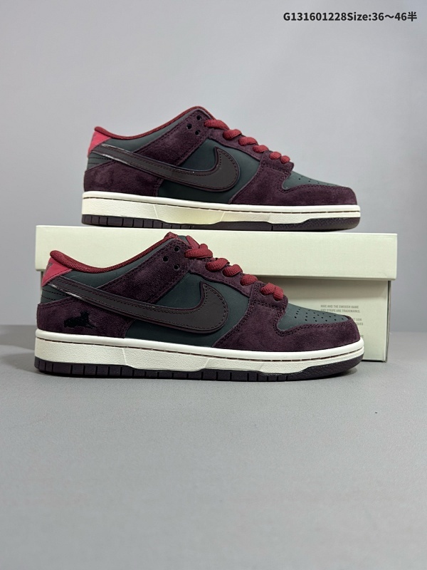 16036-46半 耐克Nike SB Dunk Low Retro 扣篮系列 复古低帮休闲运动滑板板鞋 采用脚感柔软舒适ZoomAir气垫货号:FZ1289-200